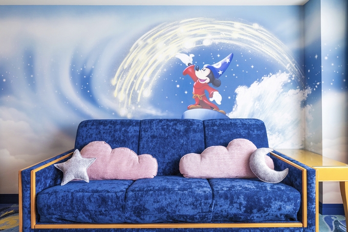  ミッキーマウスルーム（魔法使いの弟子）宿泊プラン