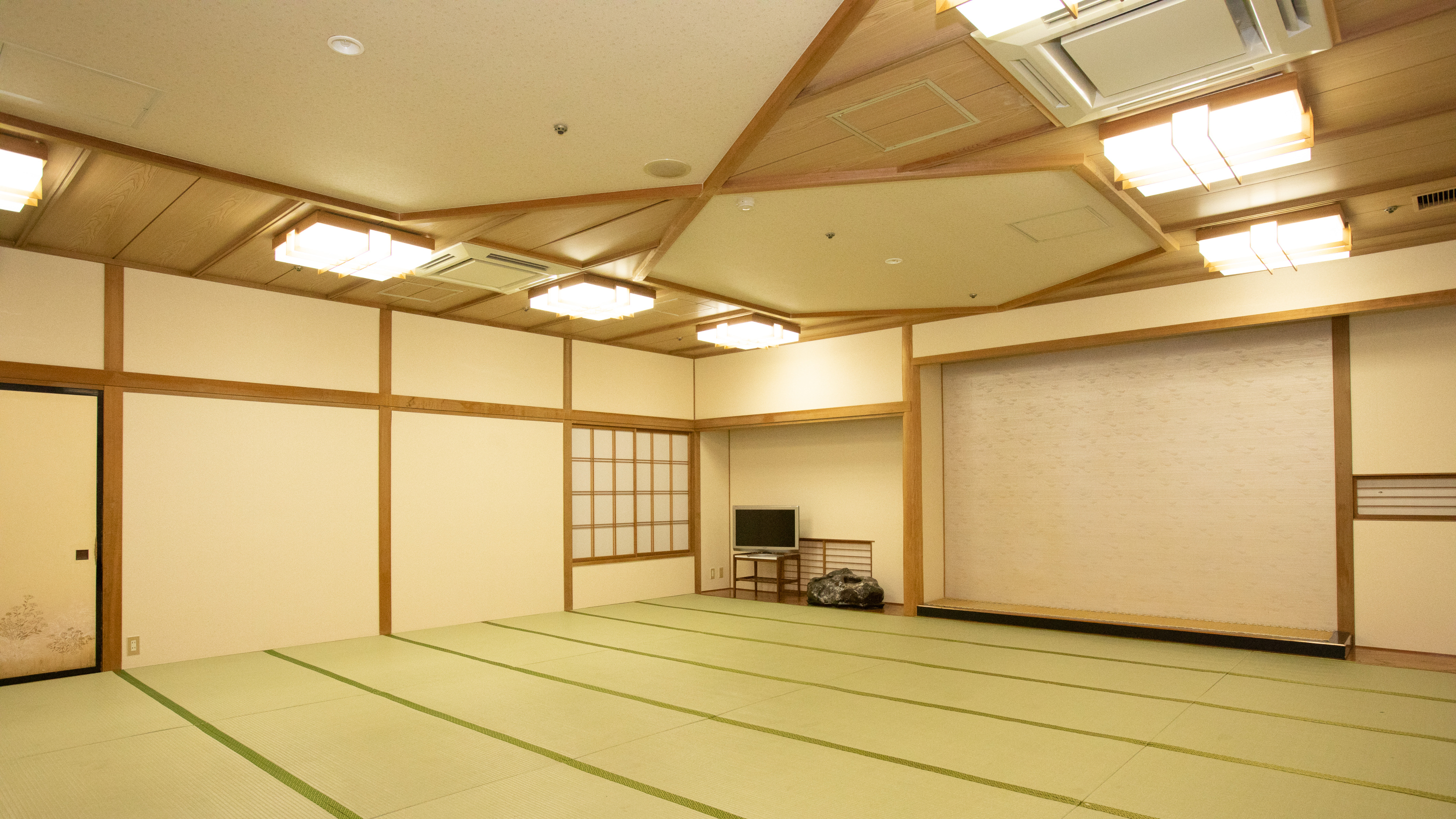 【訳あり】26畳(バス・トイレなし)となります