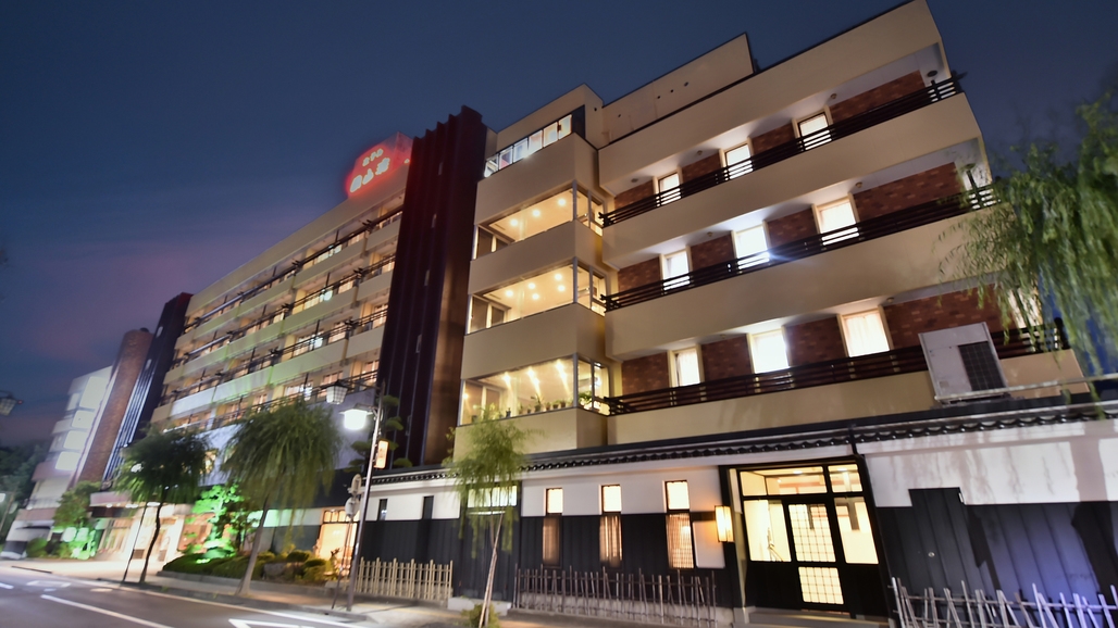 【個室食】【圓山荘スタンダード】季節の会席料理「華やぎ」〜春夏秋冬の美味しさ存分に〜