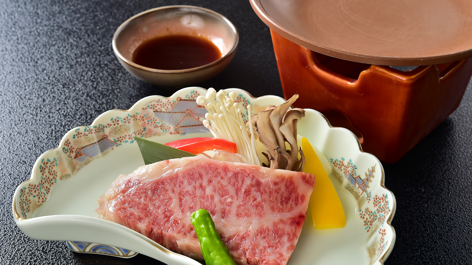 追加料理：プレミアム牛陶板焼き（1人前100g）3980円/3/31までの限定（3日前までに要予約