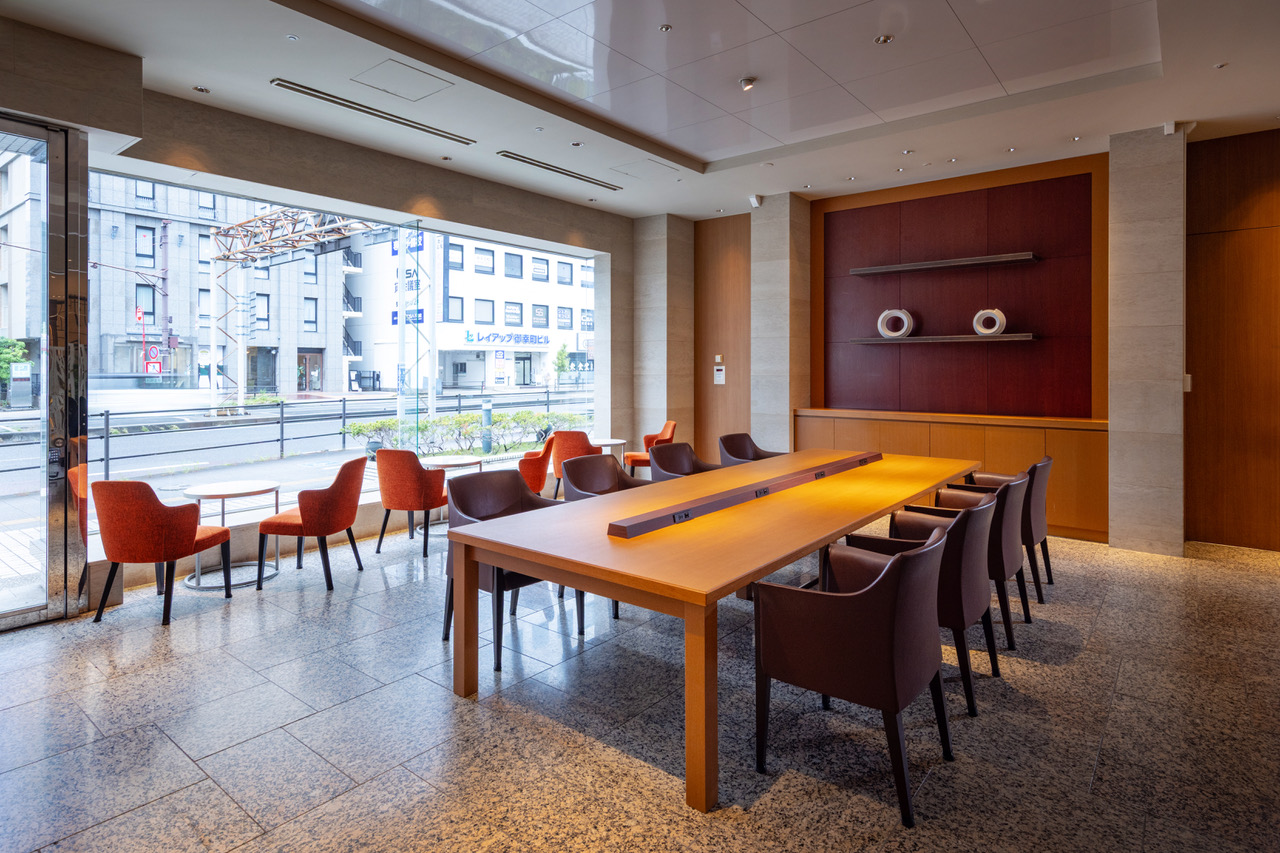 宿泊者ラウンジ　ワークスペース