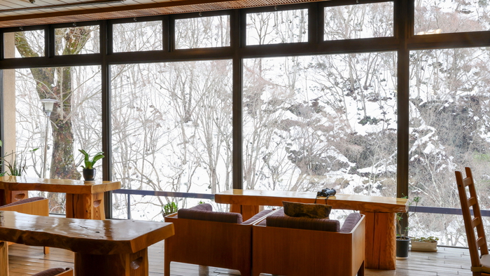 人気の【贅沢ご飯プラン】に地元の高山村産ワインとお肴をつけて