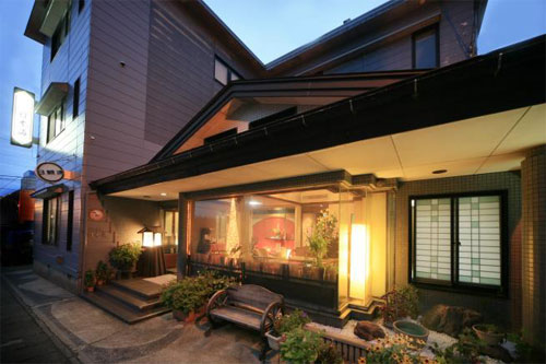 割烹旅館 日本海 外観