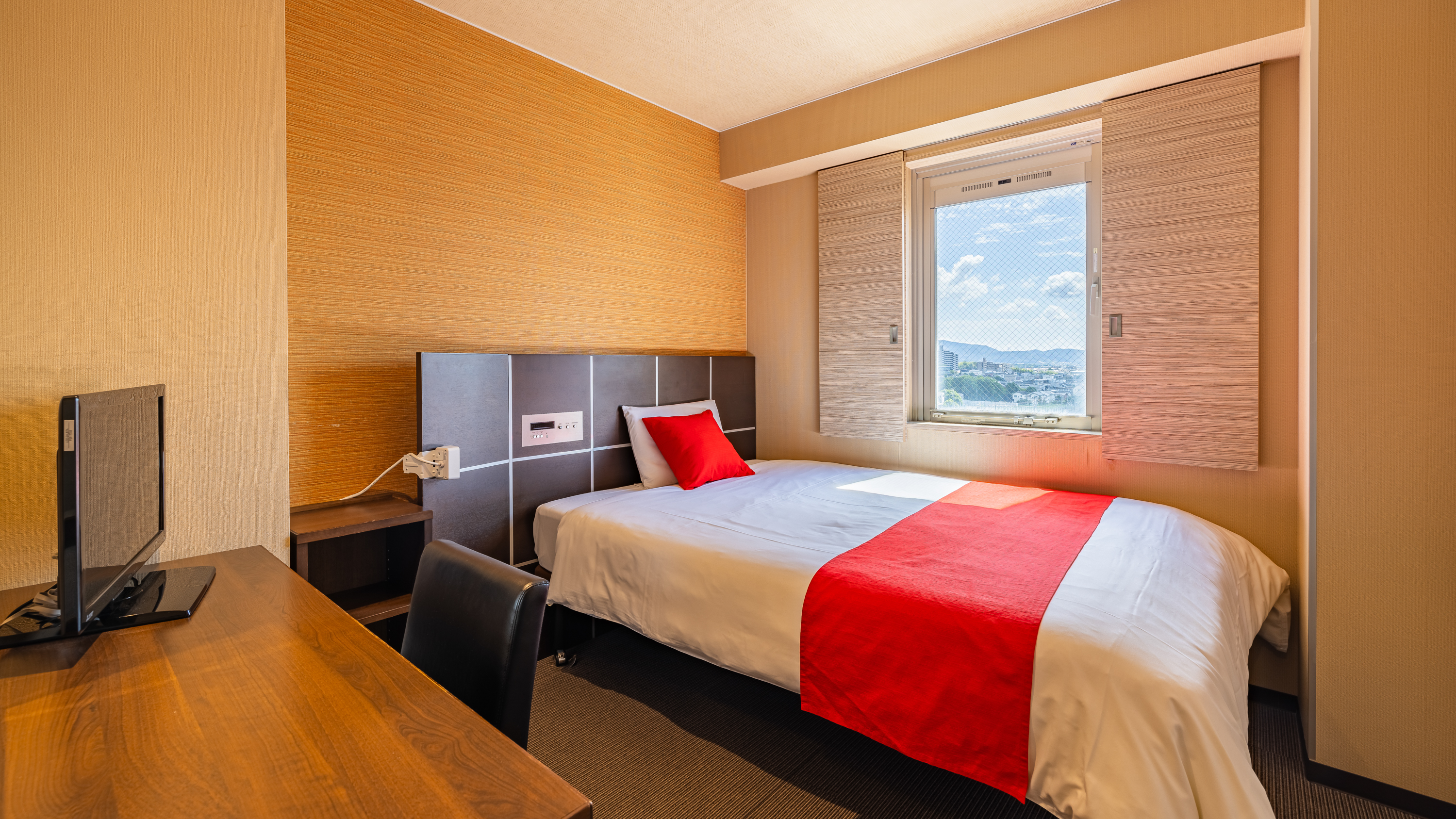 デラックスシングル｜客室