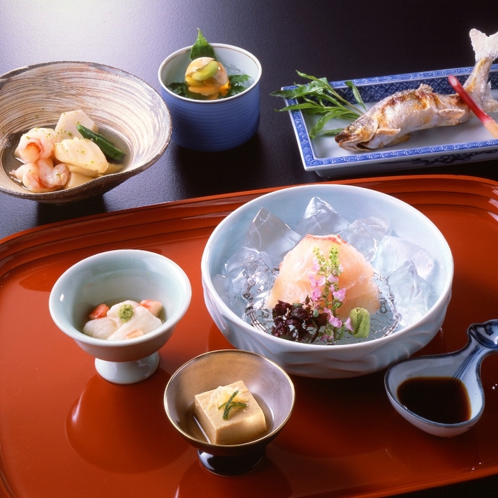 夏のお献立イメージ(鮎御膳)