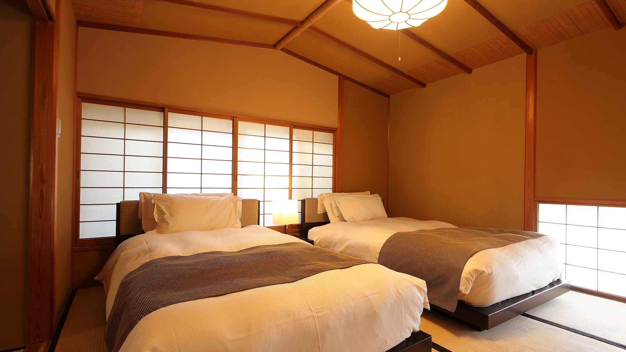 露天風呂付き客室Sタイプ「黄金崎」次の間ベッドルーム