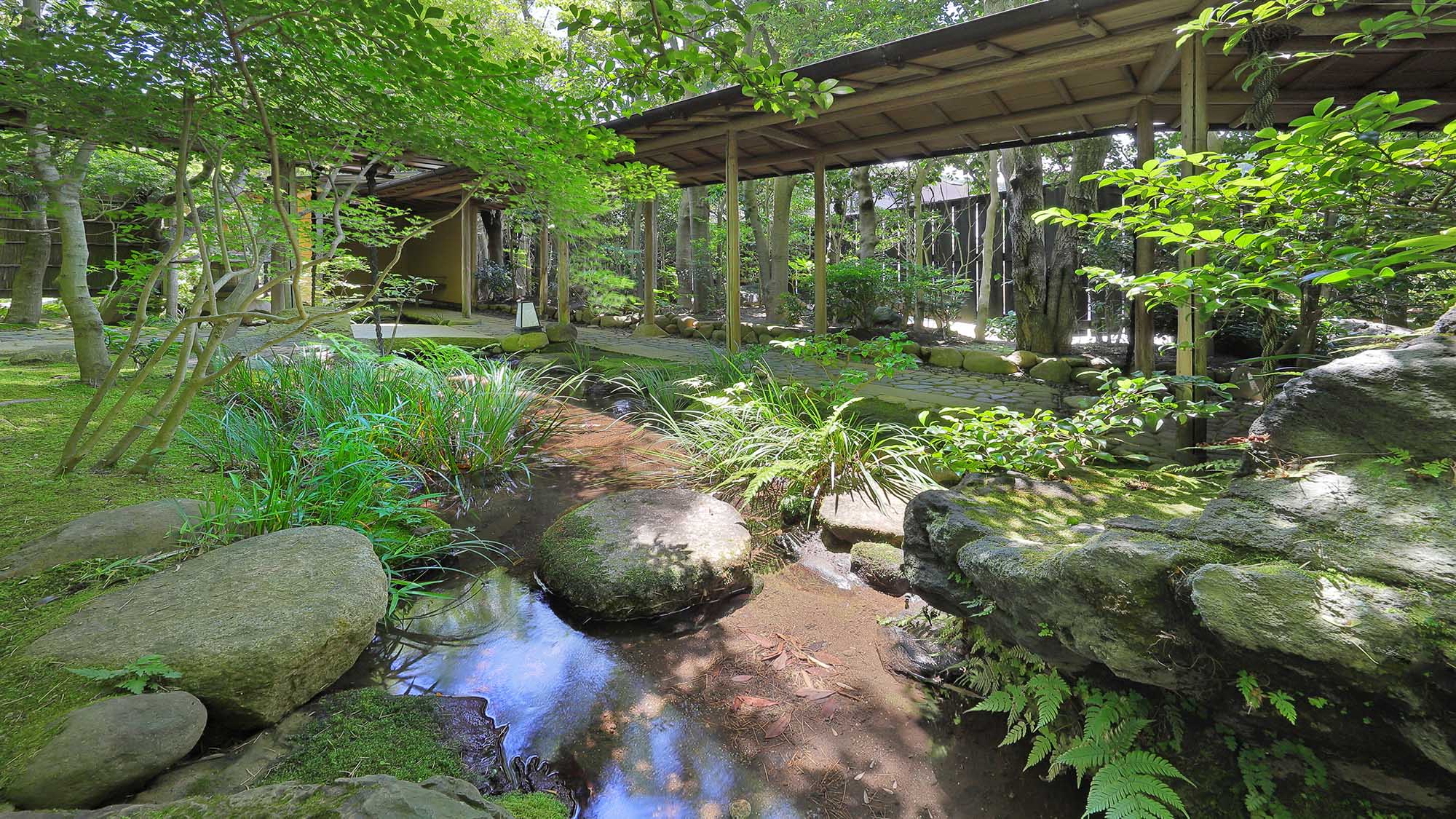 【館内】庭園