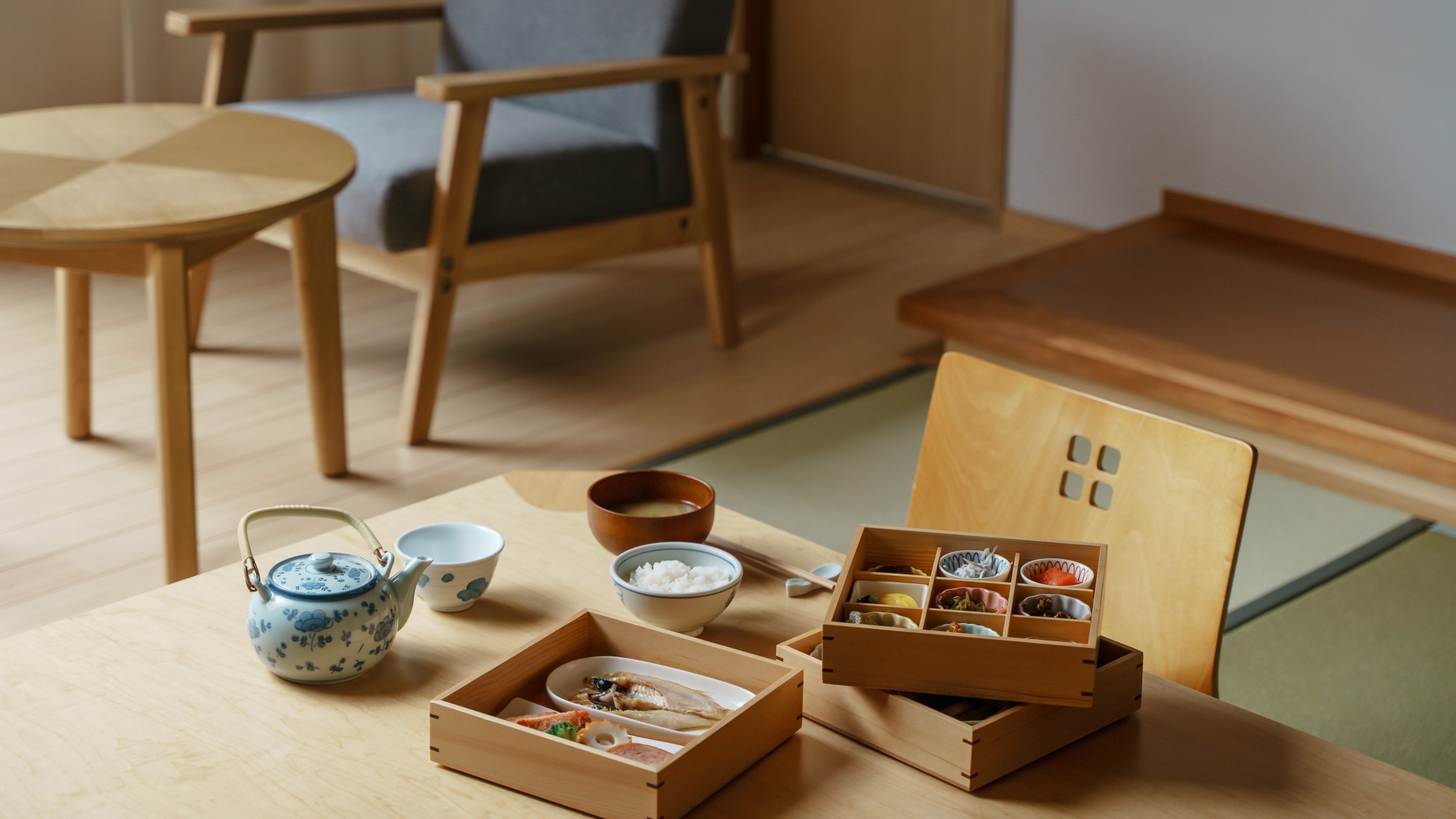 【組数限定・夕朝部屋食】食事はお部屋でゆっくりお召し上がりいただく＜料理長お勧めの季節の会席＞
