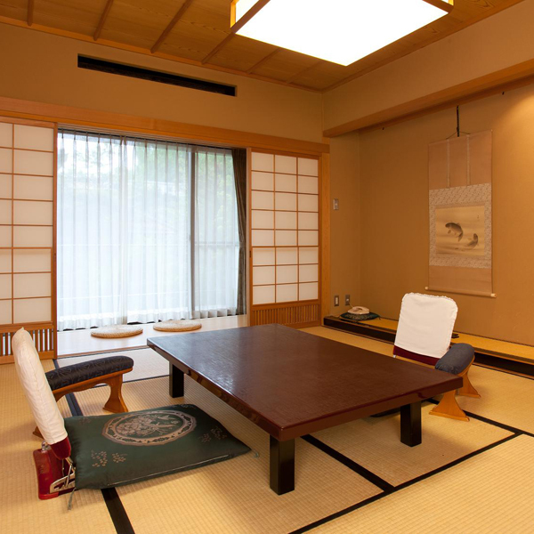 8-10 tatami type guest room example
