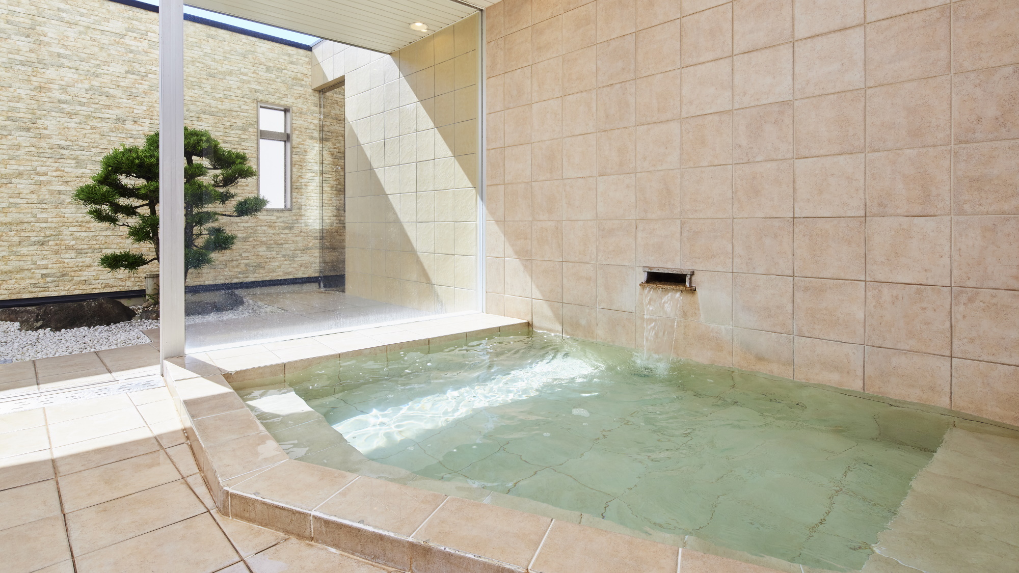 【まつらの湯】大浴場(女性)