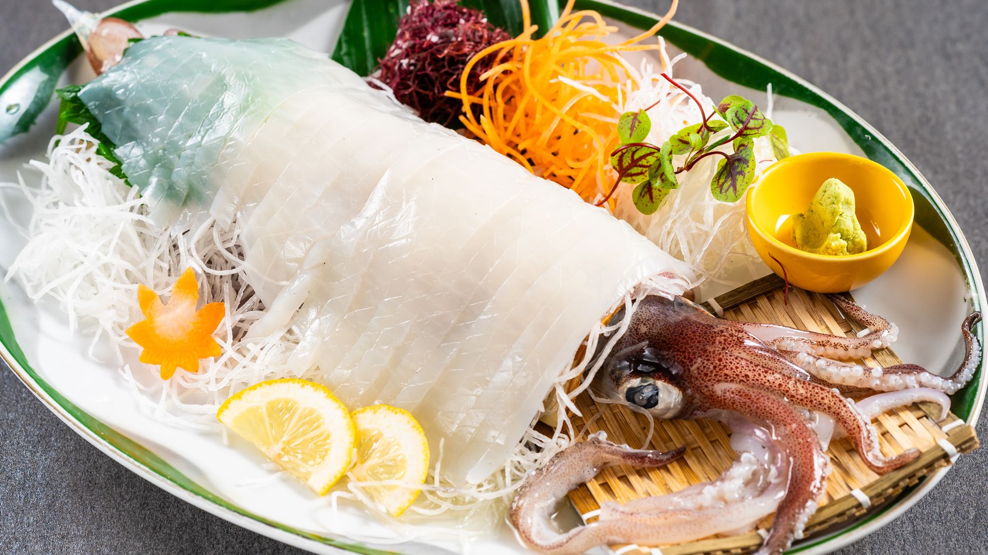 【ディナーメニュー】剣先イカの姿造り