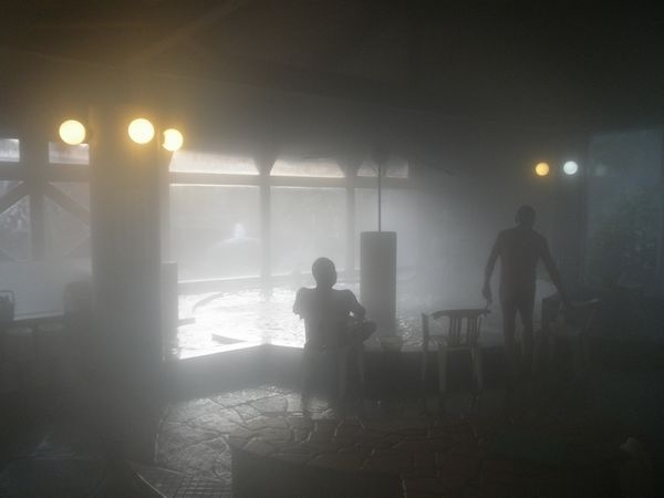 ８/１から屋根付き駐車場バイクツーリングプラン