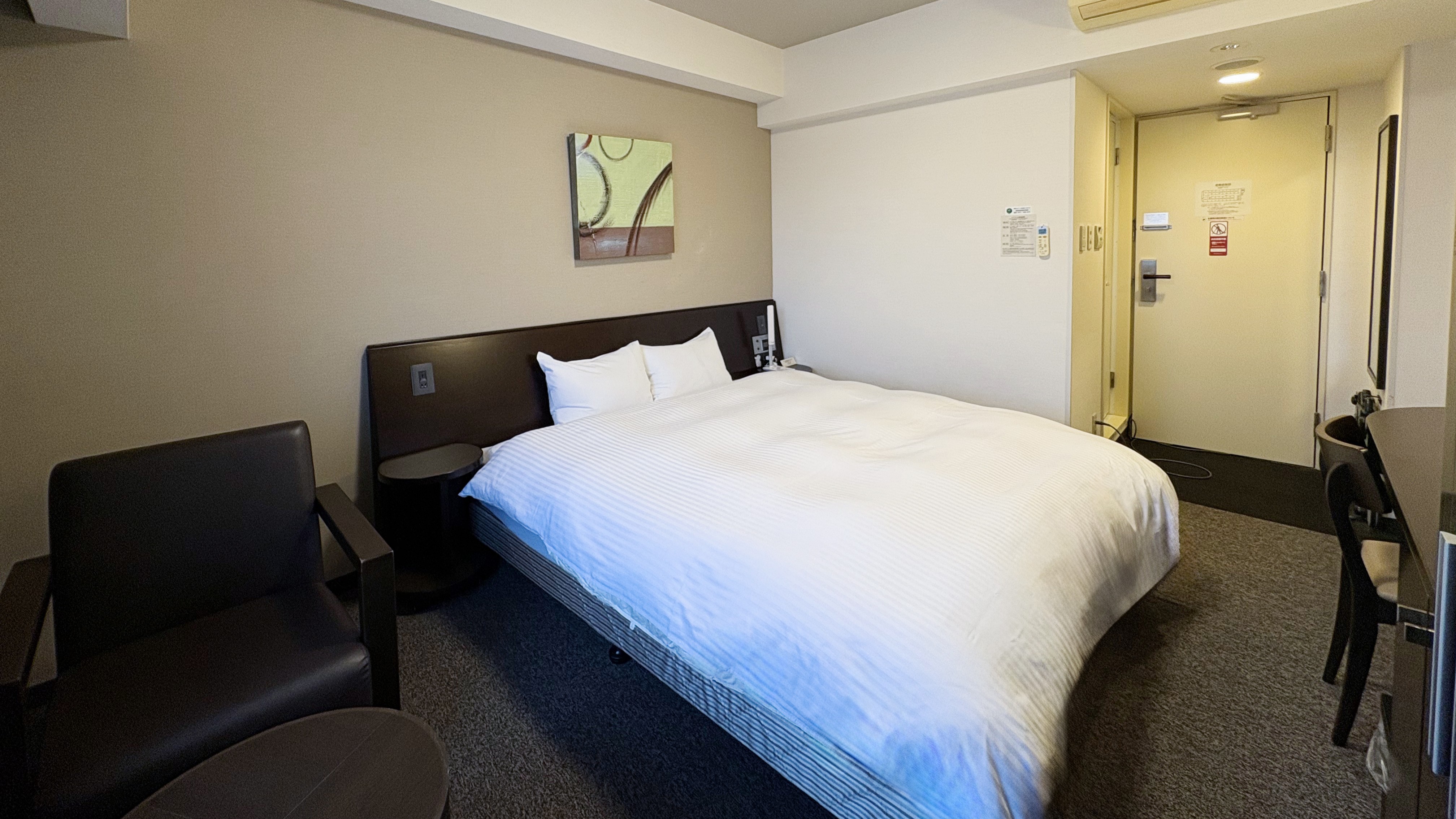 コンフォートダブルルーム1