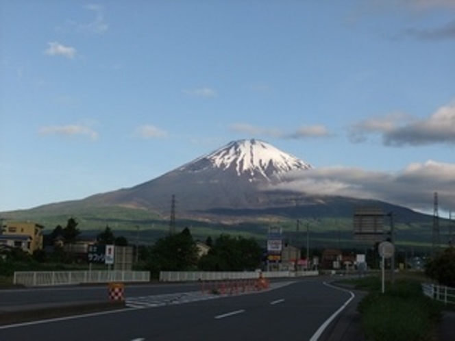 富士山　Ｈ２３，５－８　