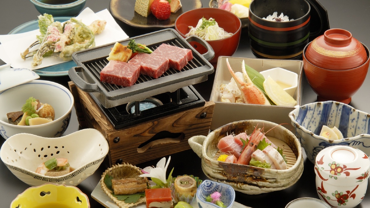 【楽天トラベルサマーSALE】福島牛のステーキ、にぎり、煮込み3品付き　牛づくしプラン♪
