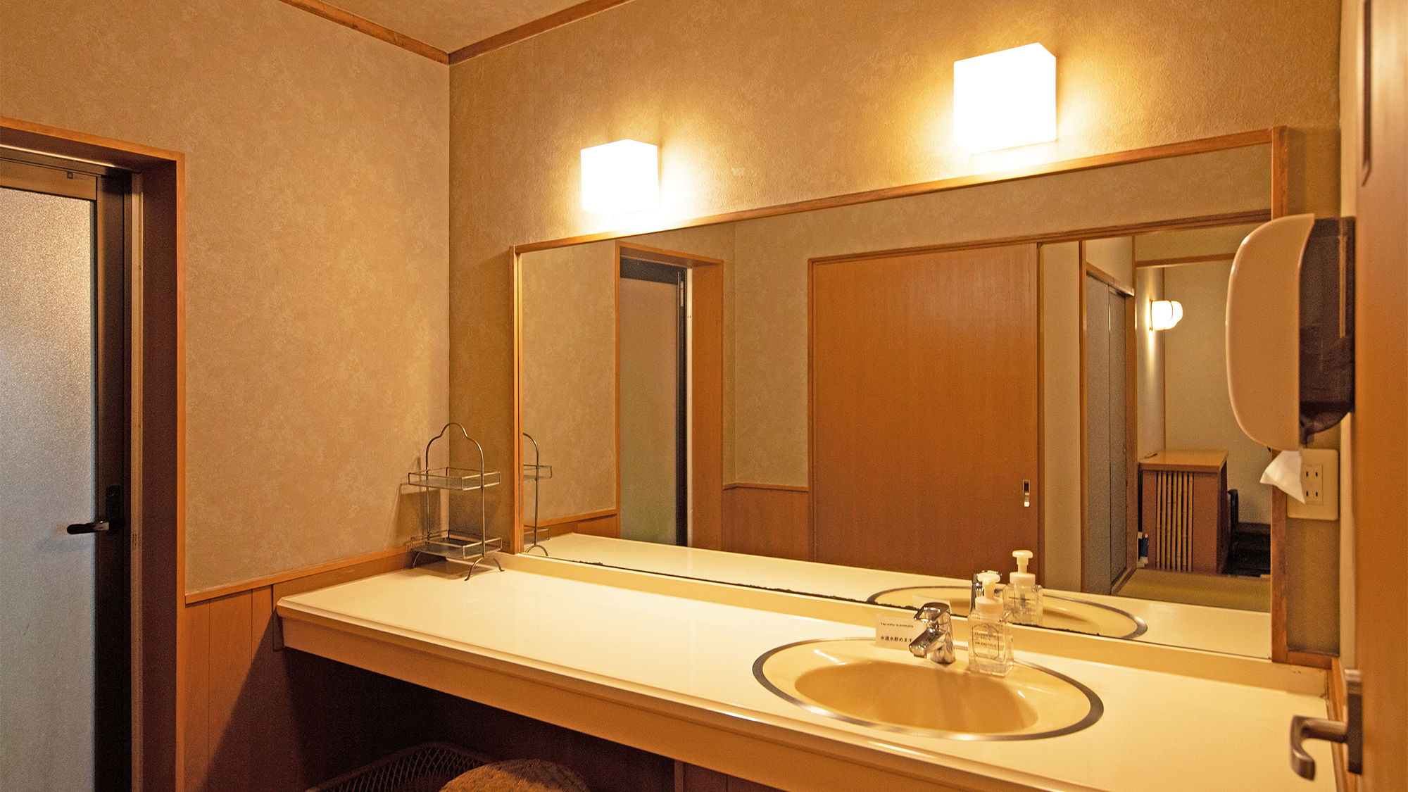 内湯付き本館和室10畳