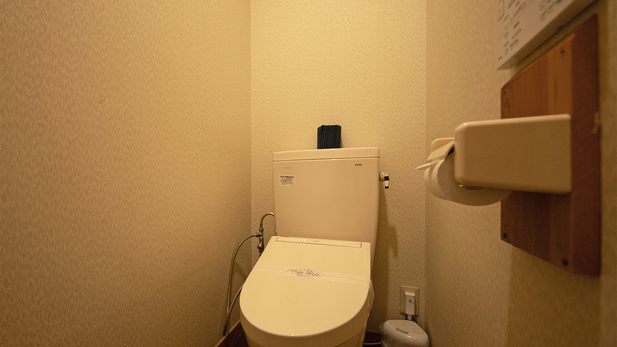 本館和室10畳（トイレ付バスなし）※階段あり