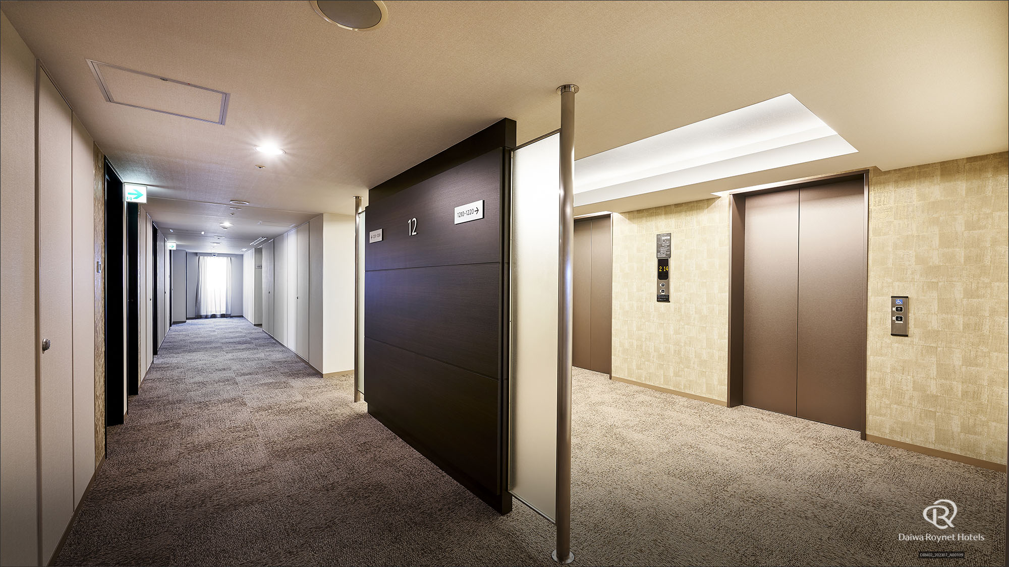 【エレベーターホール】