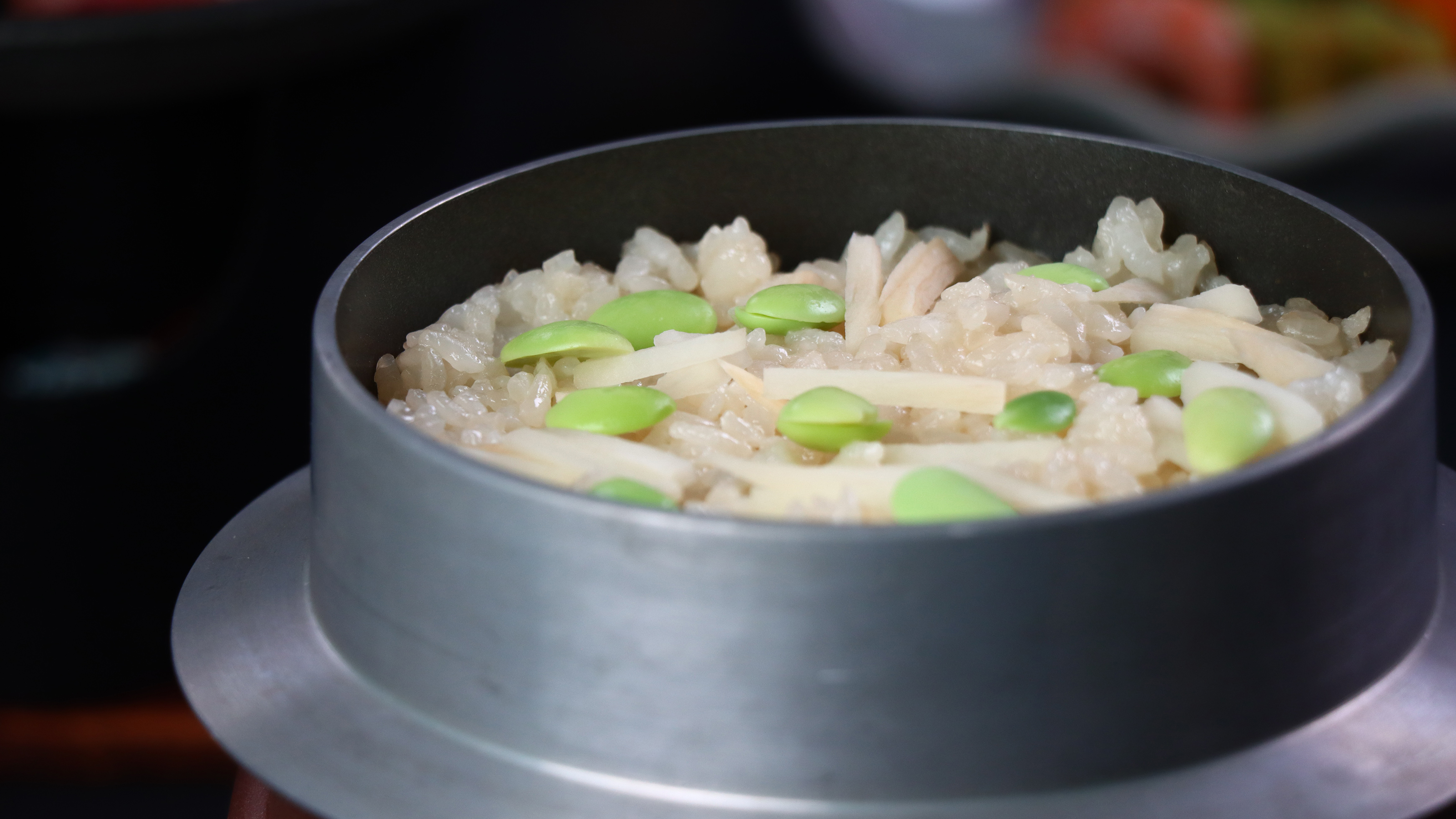 釜飯～生姜と枝豆のさっぱりご飯～