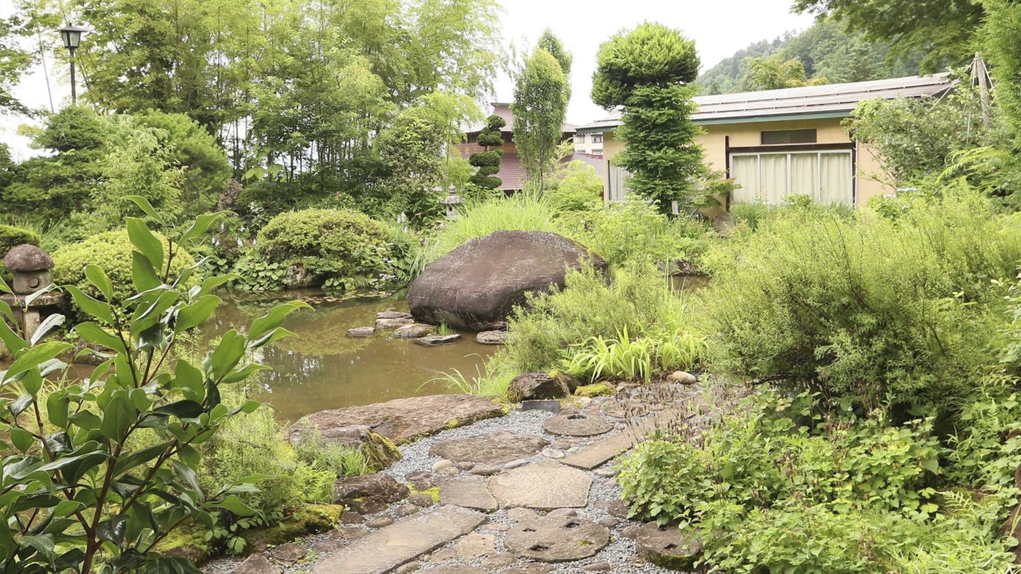 庭園　夏