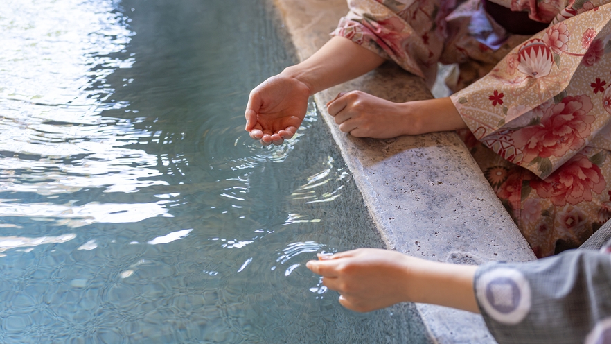 ＜丘ノ想−豊後のフグコース−＞“冬の味覚”をホクホク鍋とアッサリ刺身で味わう