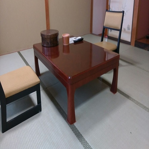 【朝食もどうぞ♪】職人の特製お味噌汁もご一緒に召し上がれ♪かけ流しの温泉もお楽しみクダサイ★