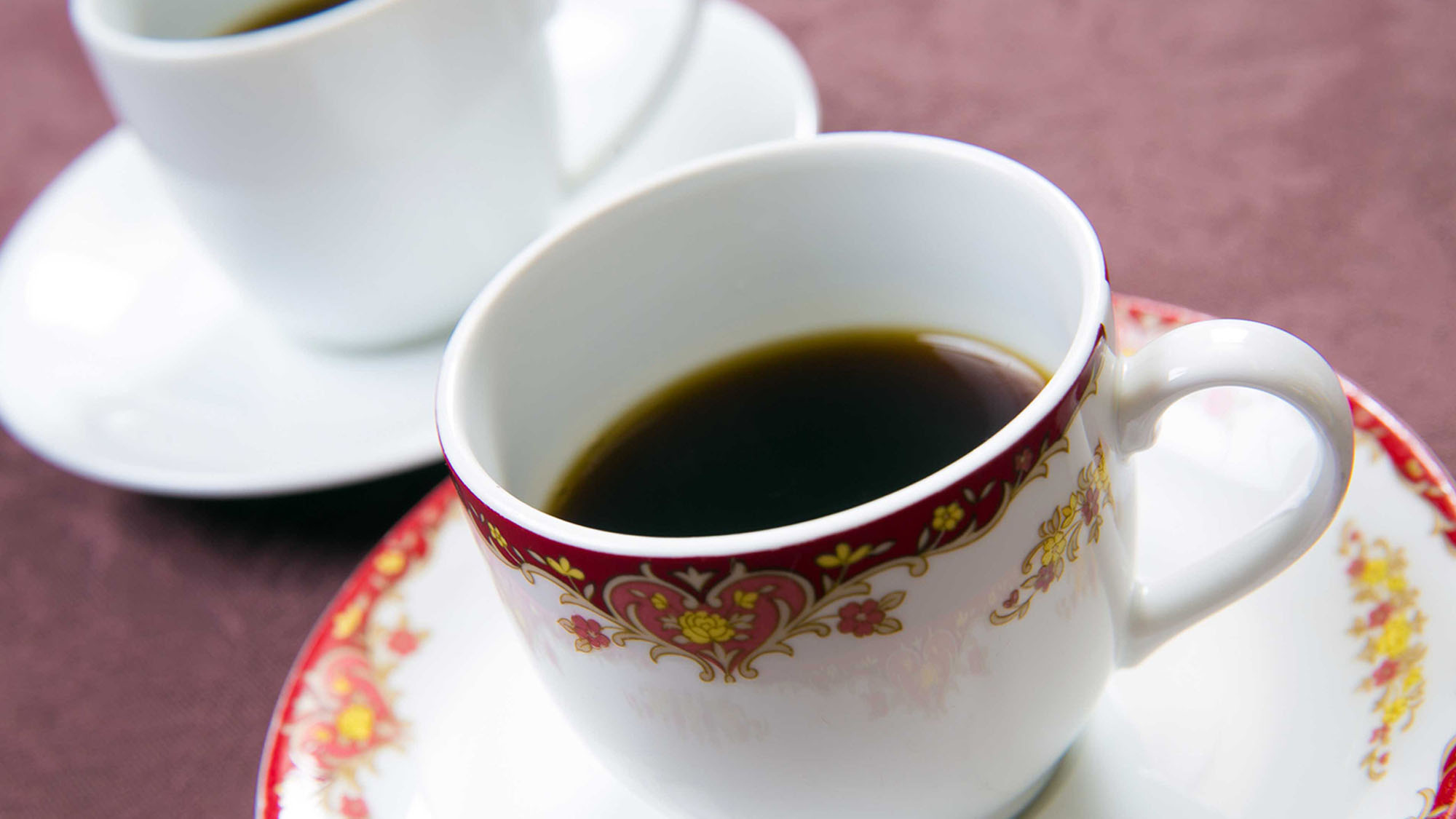 お食事後に淹れたてコーヒーでホッと一息&hellip;。