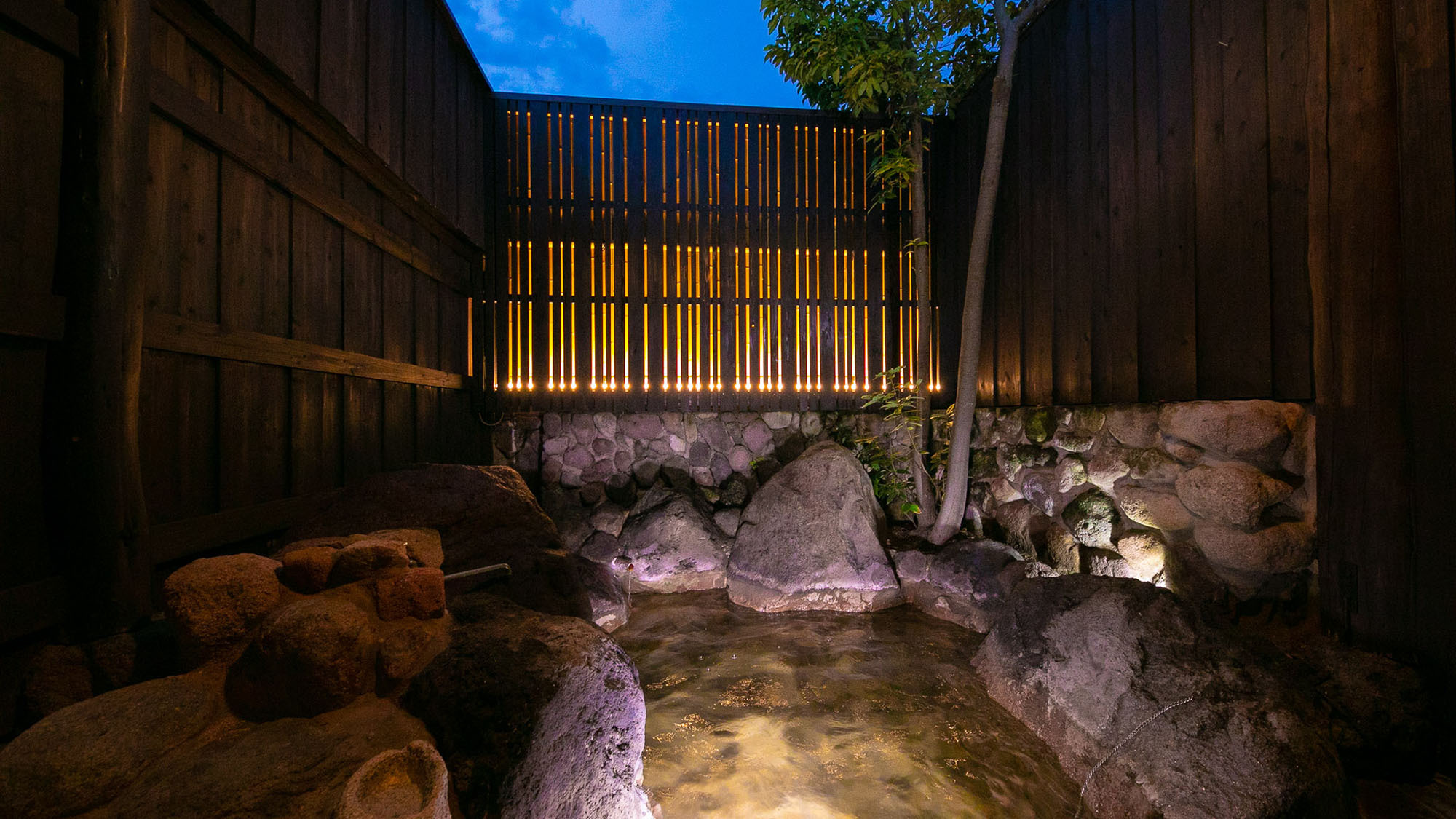 【素泊まり】チェックイン17時〜20時までOK！貸切湯で満喫★お食事なし