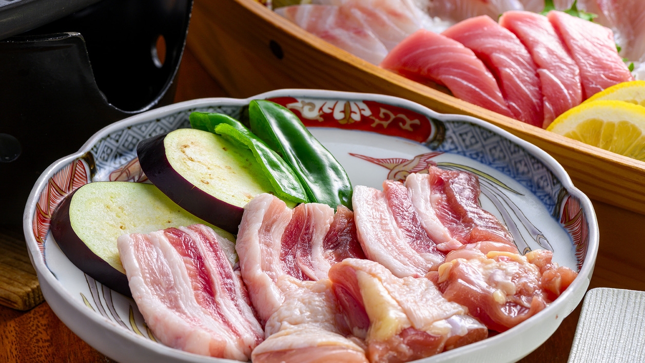 【大分の味覚満載】海の幸舟盛×ハーブ鶏＆米の恵み豚焼肉会席×温泉地獄蒸し