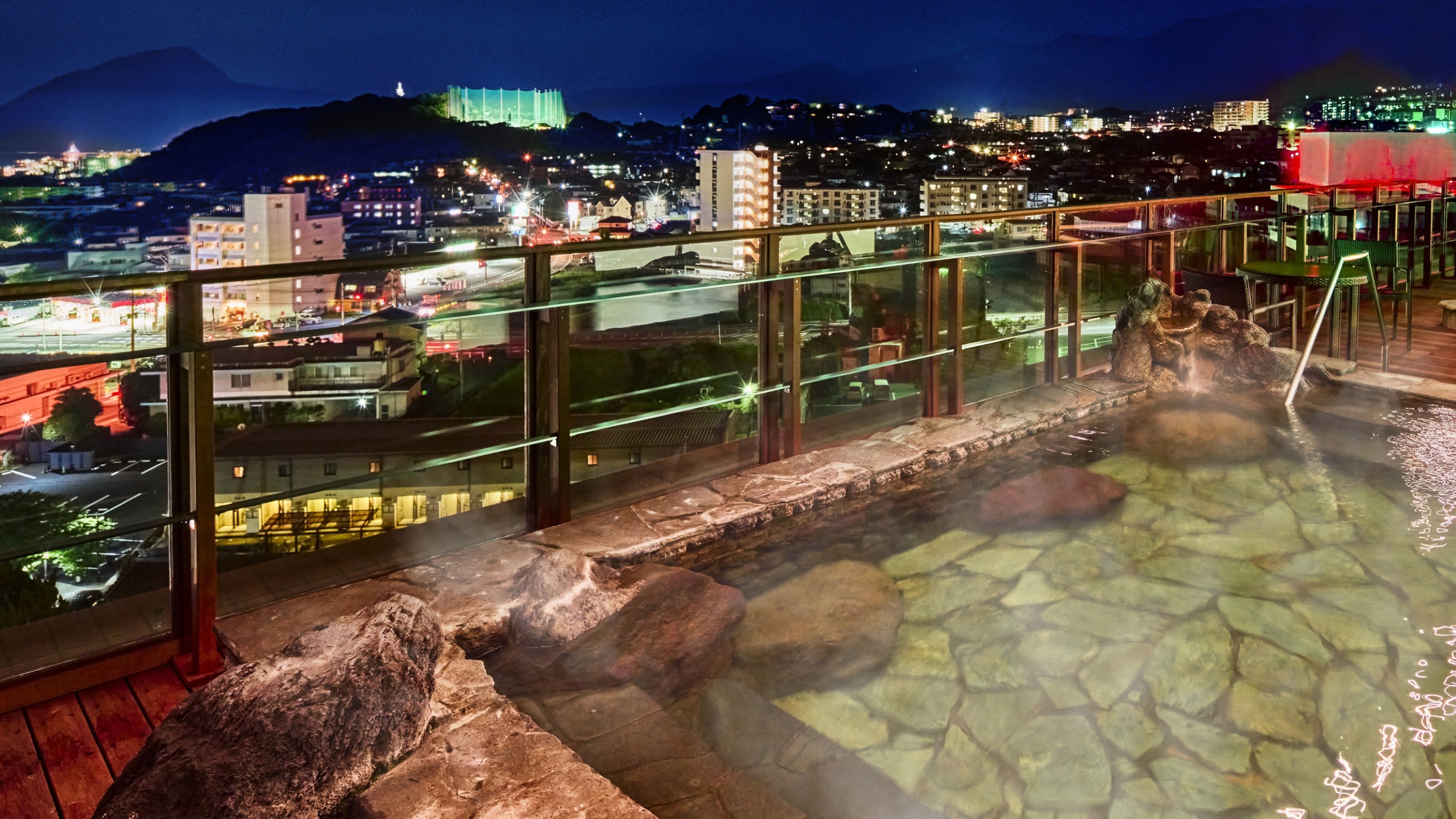 屋上露天風呂（男性）