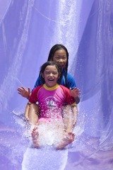 ウォータースライダー