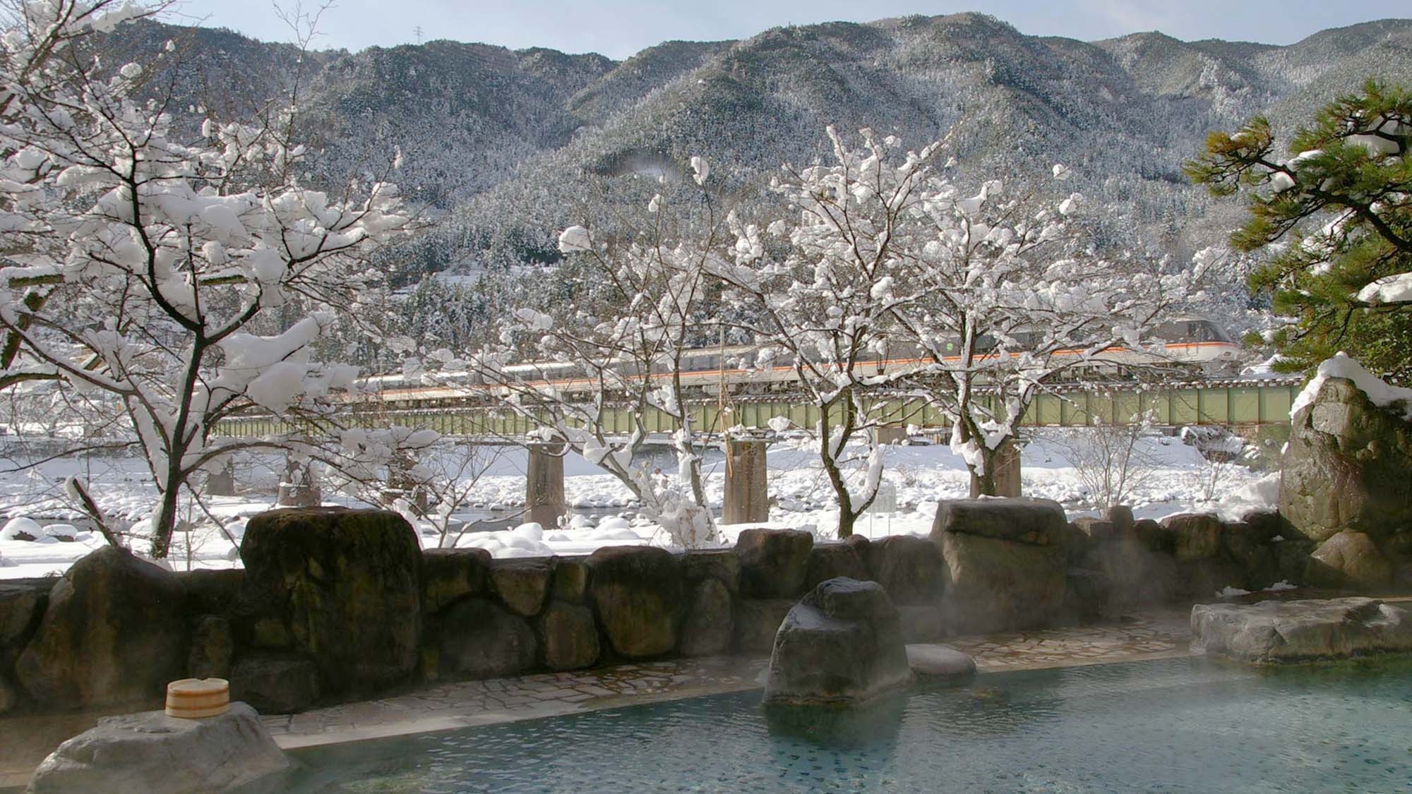 【学生さん必見】≪１部屋で最大11名様まで泊まれます≫持ち込みOK!!大部屋学生プラン