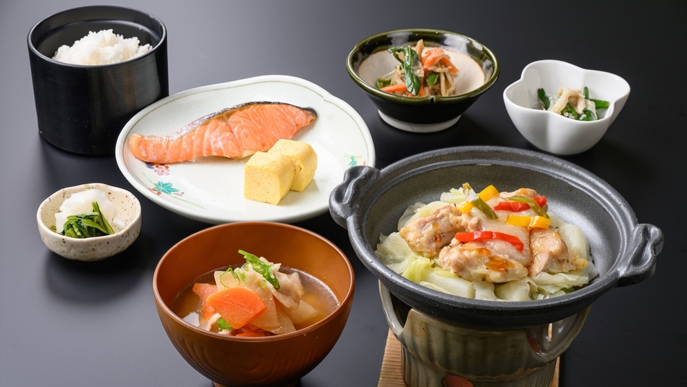 【3日前早期割引◆朝食付】日替わり陶板で楽しむ和膳朝食付◆桑名駅東口より徒歩1分◆