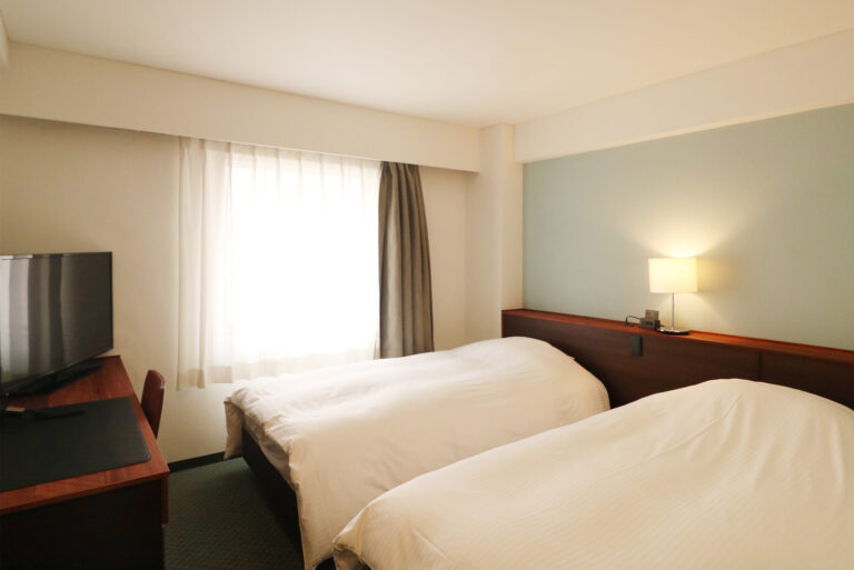 スタンダードツイン【17㎡・ベッド幅120㎝】