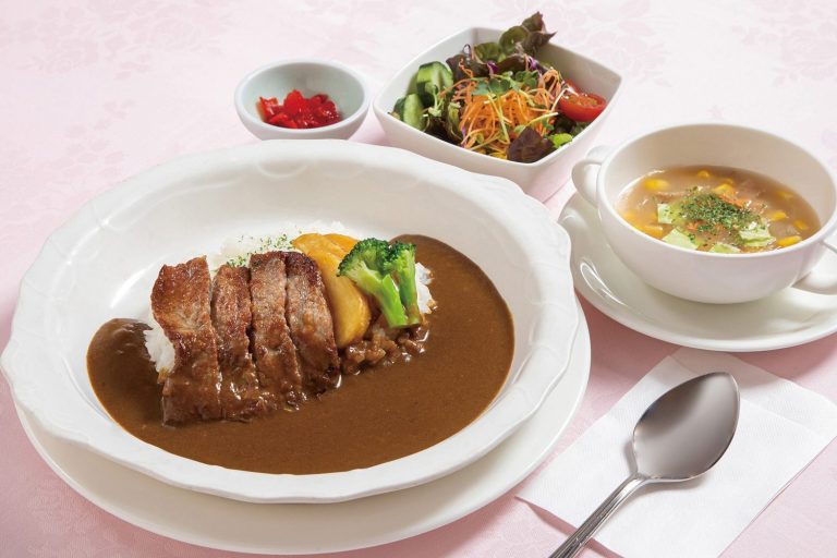 ビーフステーキカレー