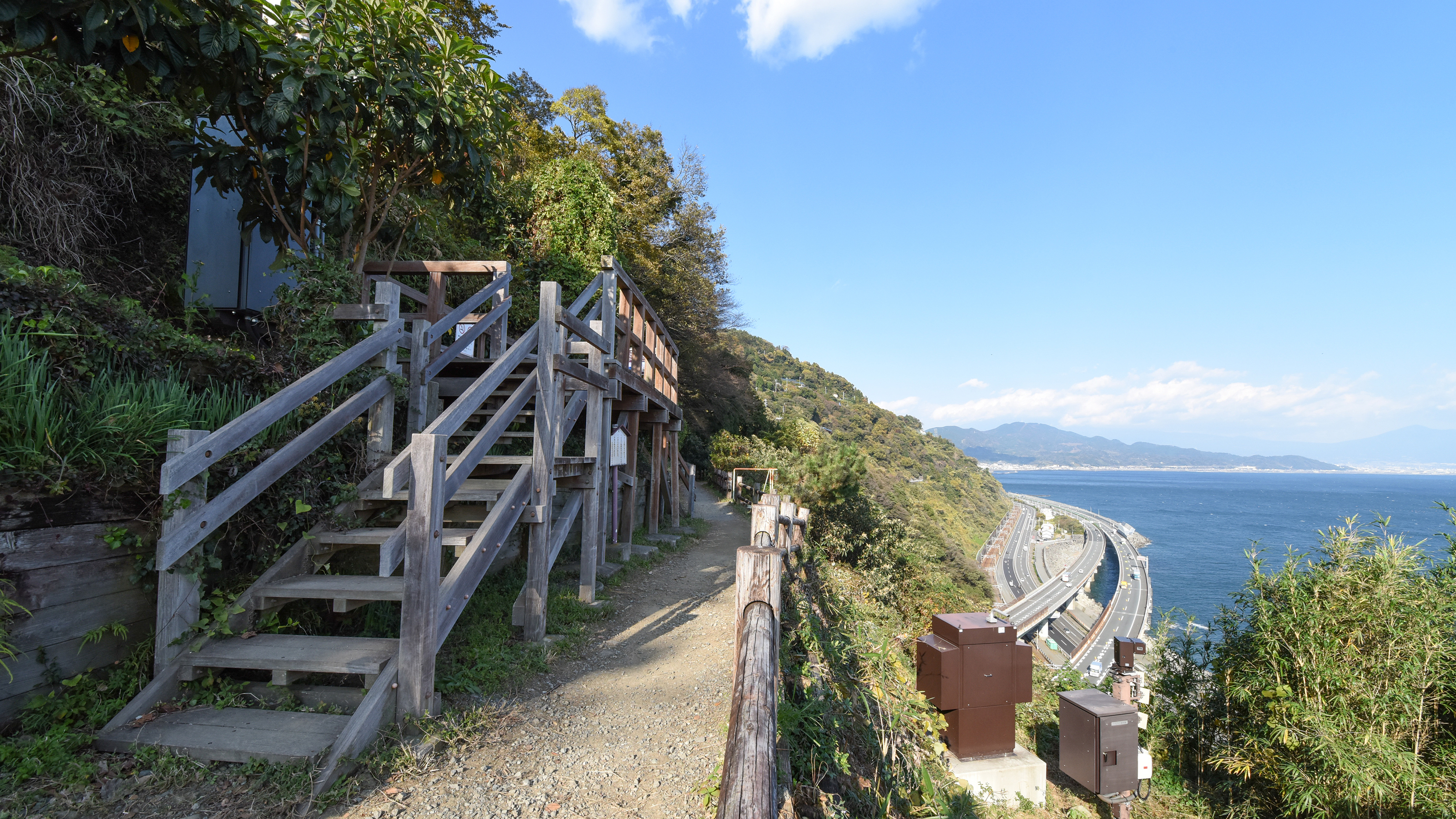 **【周辺／薩た(さった)峠】歌川広重の「東海道五十三次」の浮世絵の風景。絶景の撮影スポットはこちら