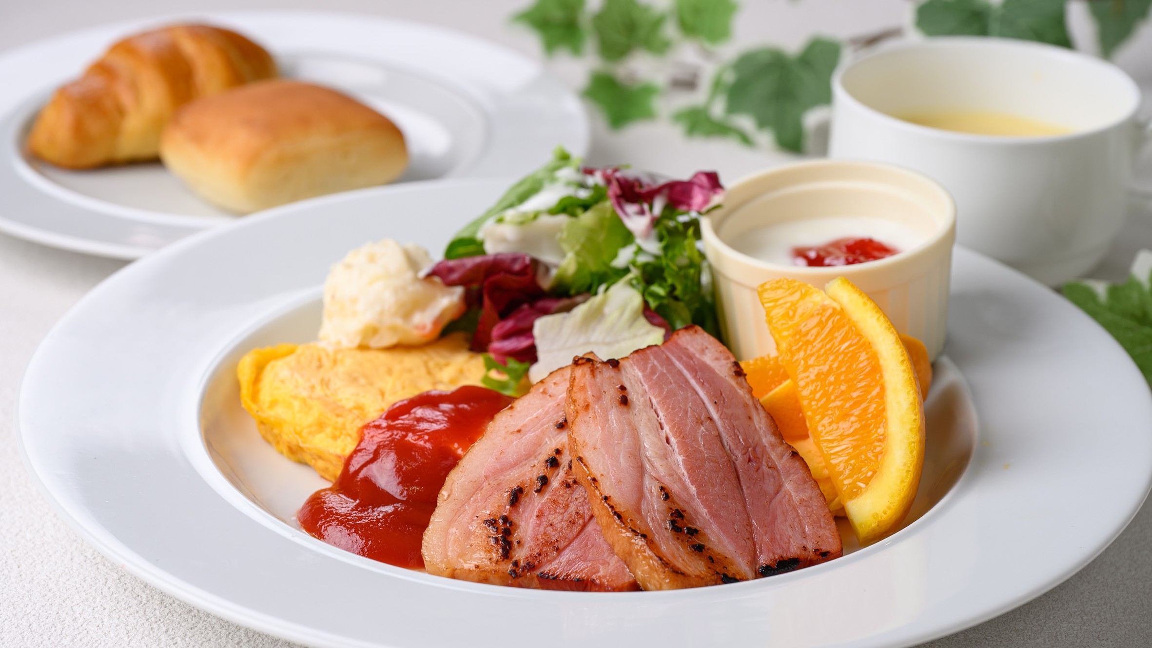 【楽天限定ポイント10％◆朝食付】日替わり陶板で楽しむ和膳朝食付◆近鉄四日市駅東出口より徒歩3分◆