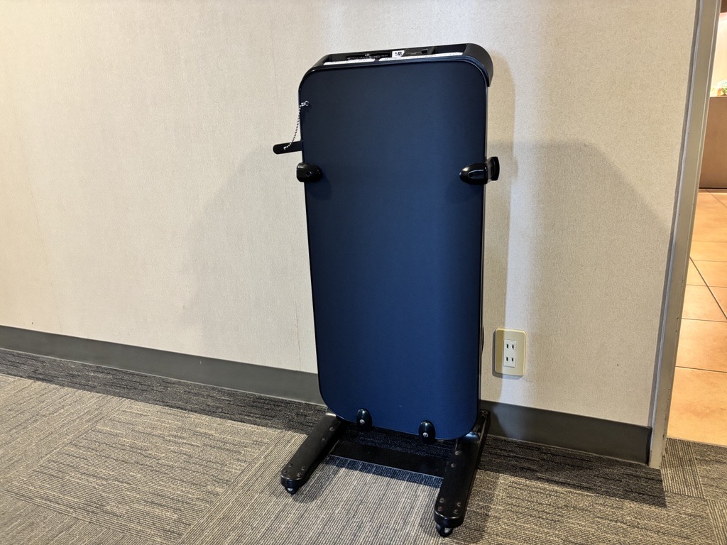 【施設】ズボンプレッサー◆各階にございます。