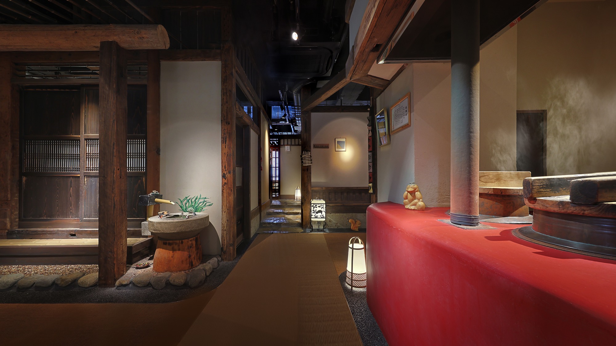 「お食事処 かまど」前通路