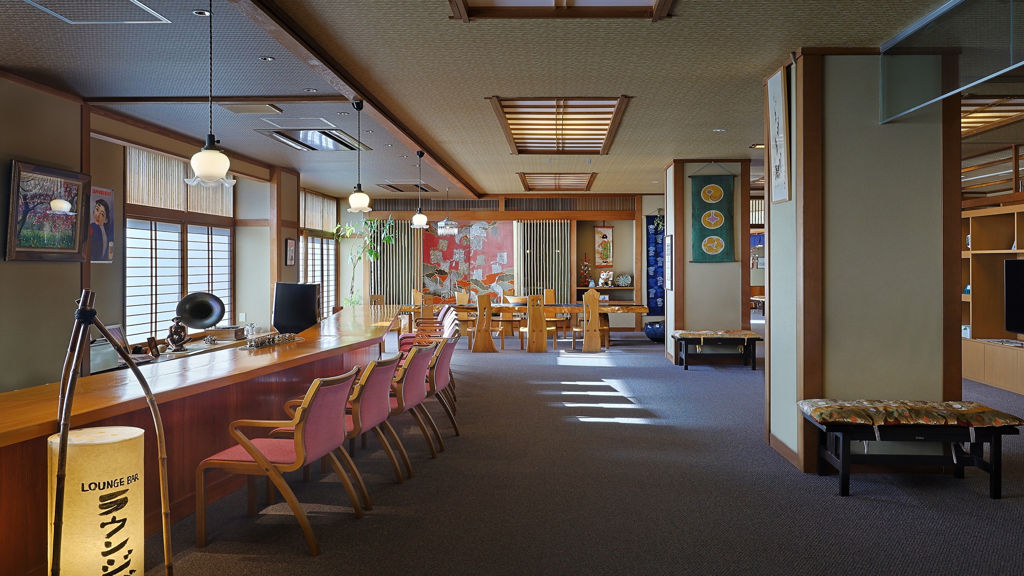 ラウンジコーナー