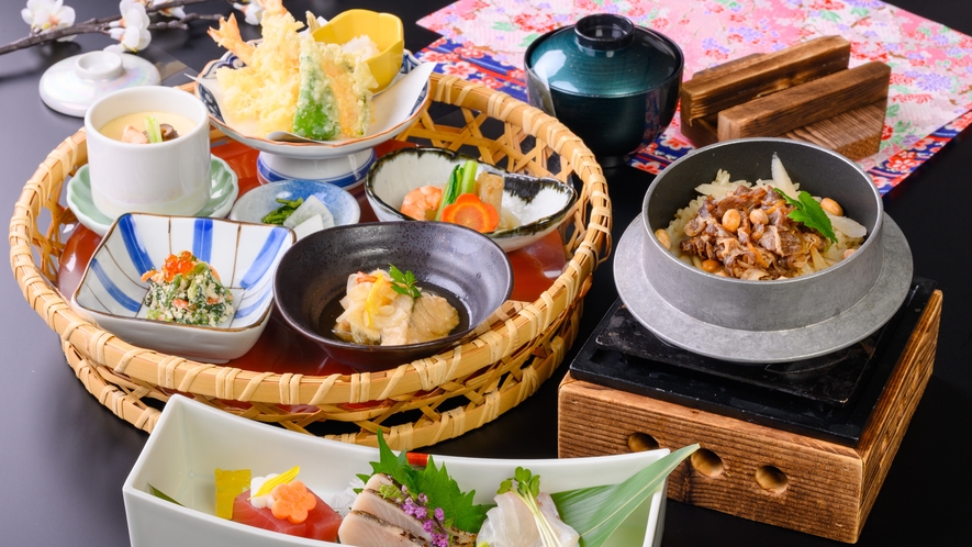 【夕食】季節の花かご御膳　※イメージ