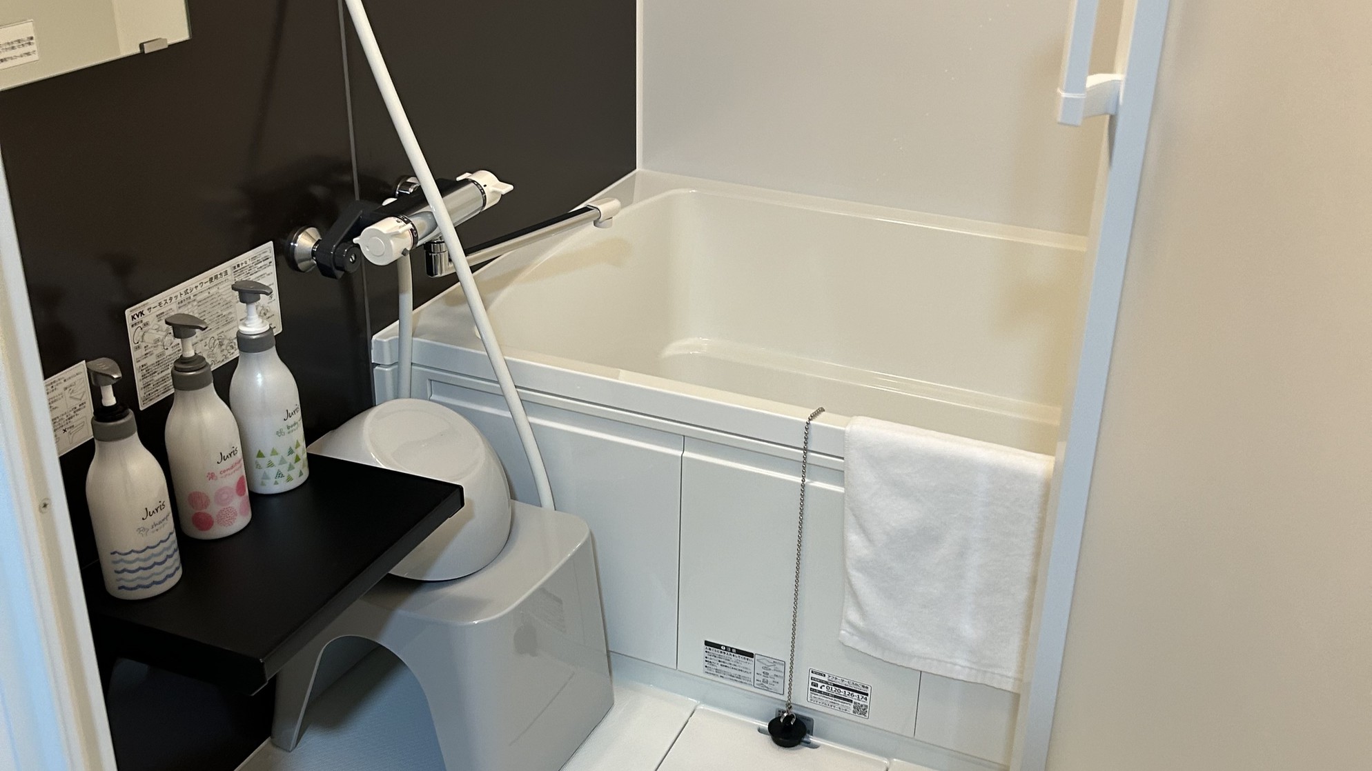 【和室】リニューアルによりトイレや水回りも一新し、安らぎの空間を演出。
