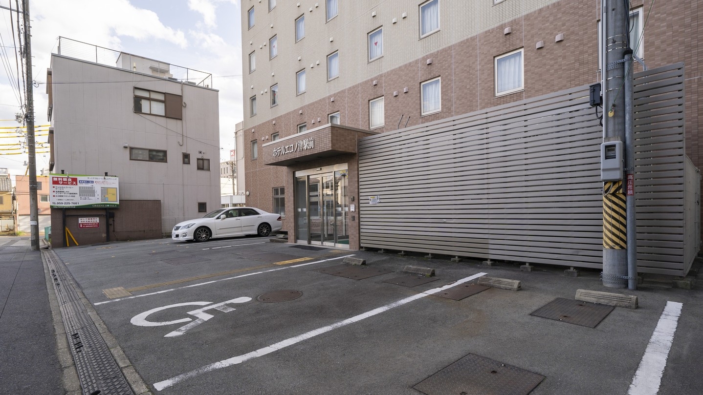 【楽天トラベルサマーSALE】無料朝食付◆津駅東口より徒歩2分◆◆