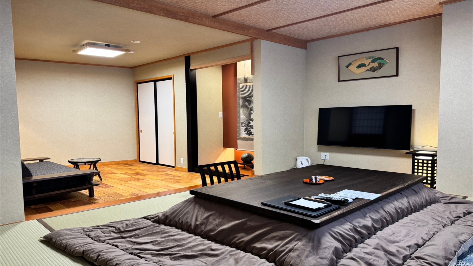 201　ジュニアスイ－ト