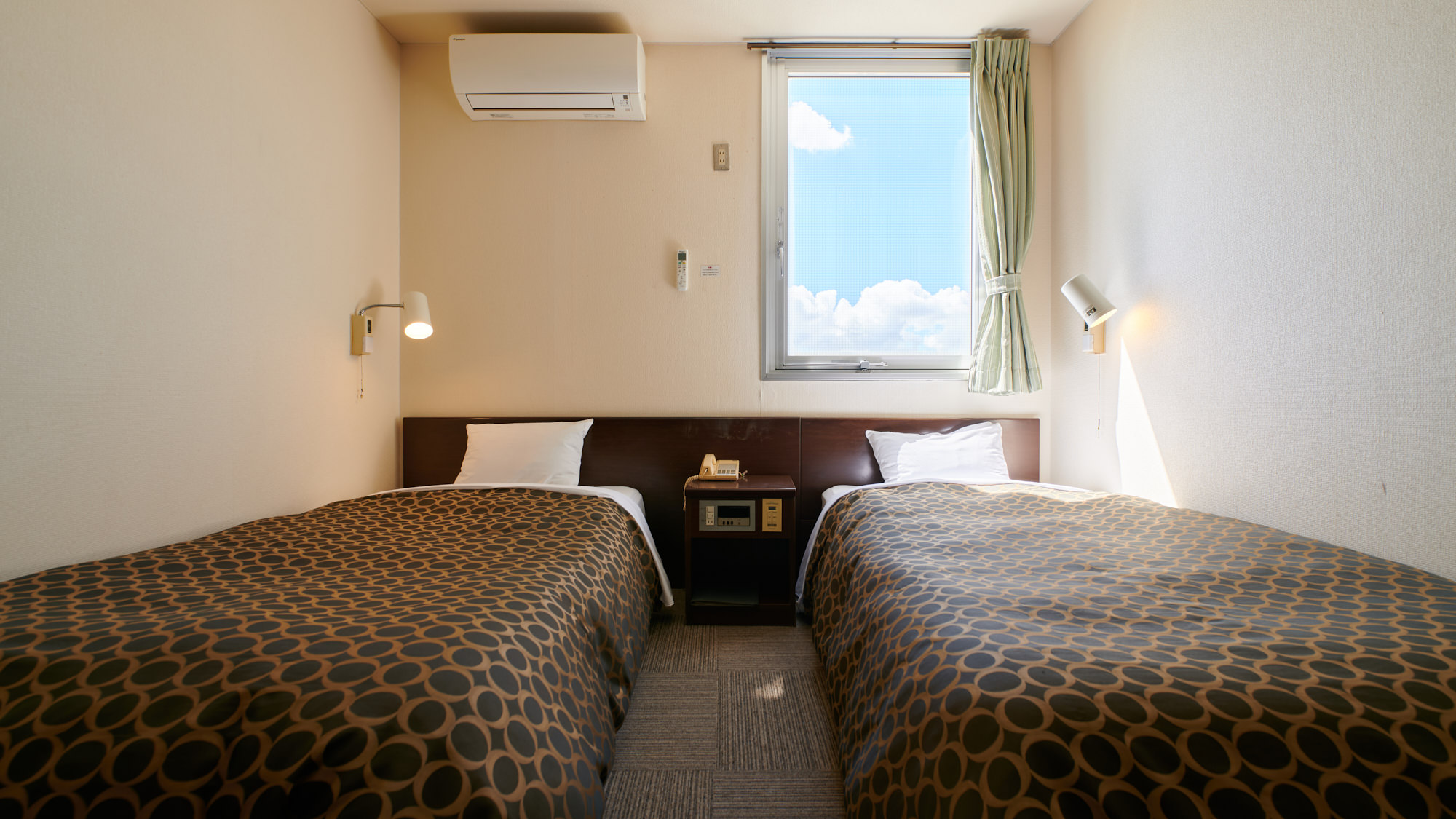 コンパクトトリプル