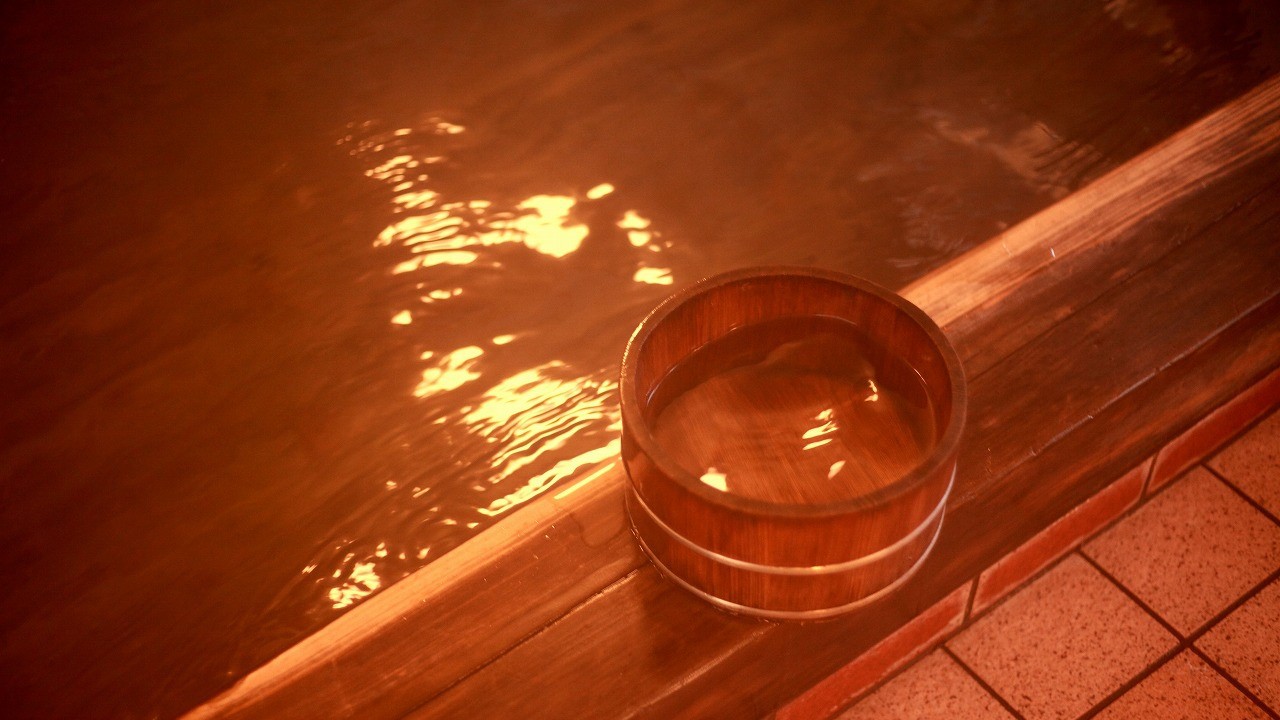 ◇素泊まり◇ひがし名物の炭焼き温泉を堪能。24時間入浴、チェックアウト後もOK