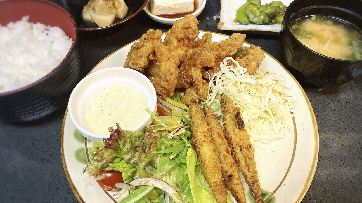 夕食付プラン♪【延岡名物・チキン南蛮定食など☆】  ※大浴場完備！全室WOWOW無料視聴可！※