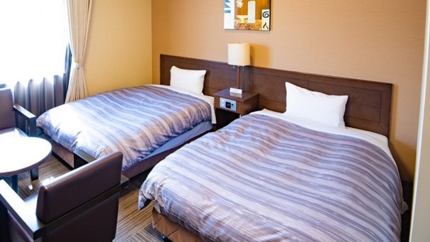 スタンダードツイン　ベッド幅120×192　20平米