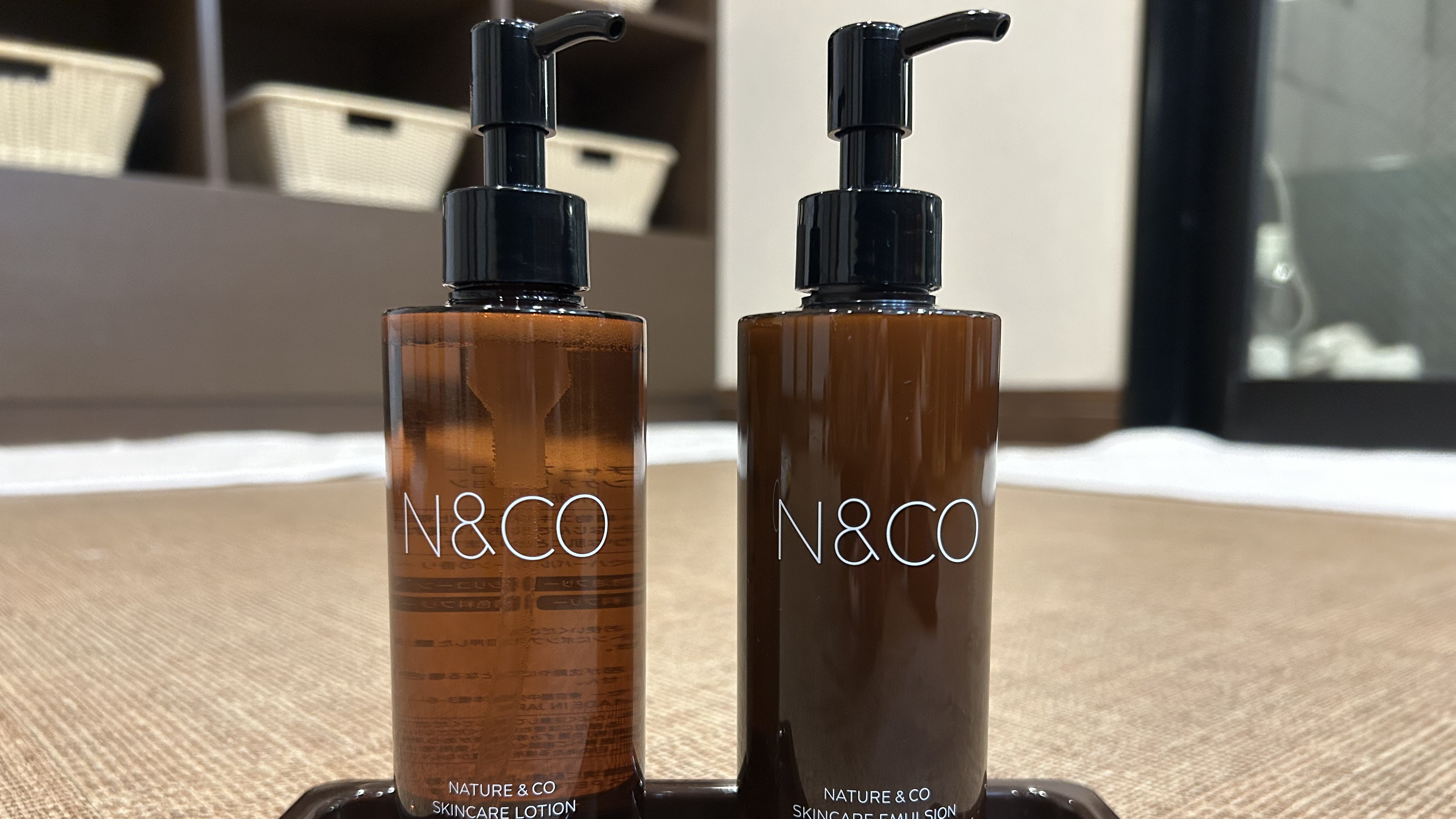 男性浴場：化粧水・乳液