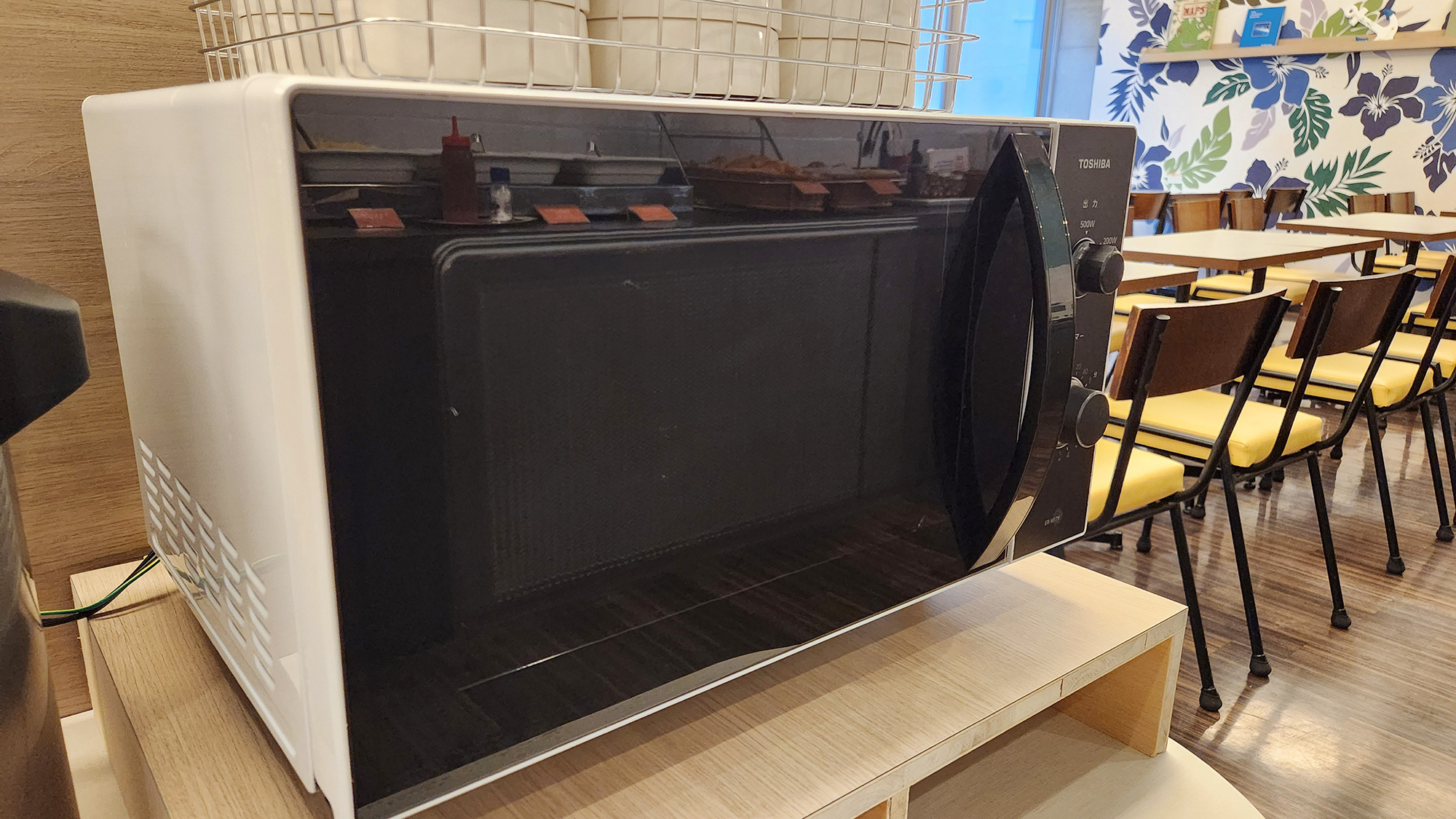 【ライブラリーカフェ】電子レンジもお気軽にご利用ください